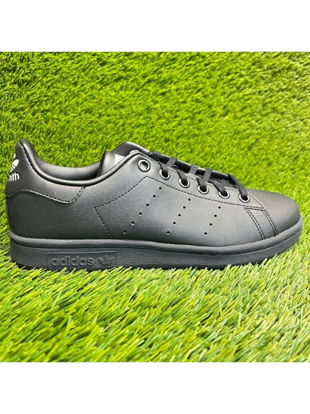 Adidas Stan Smith Boys Size 5Y Triple Black Athletic Leather Shoes Sneakers